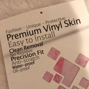 Macbook Pro 13” Retina Display Vinl Skin